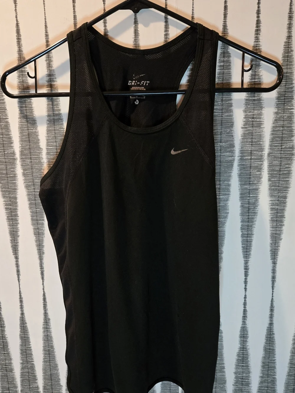 Nike Women’s Black Dri-FIT Performance Tank SIZE MEDIUM